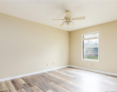 1018 Wood Creek Drive - Photo Thumbnail 7