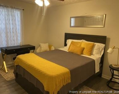 380 Bubble Creek Court - Photo Thumbnail 14