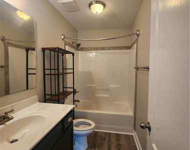 113 Tellmont Street - Photo Thumbnail 29