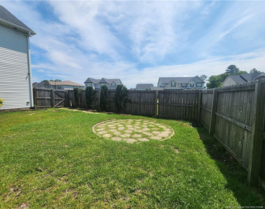 113 Tellmont Street - Photo Thumbnail 7
