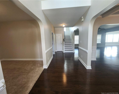 113 Tellmont Street - Photo Thumbnail 8