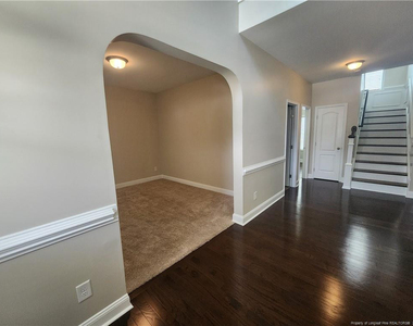 113 Tellmont Street - Photo Thumbnail 10