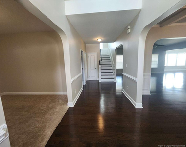 113 Tellmont Street - Photo Thumbnail 17