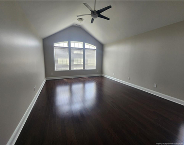 113 Tellmont Street - Photo Thumbnail 25