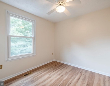 7510 Summer Blossom Lane Sw - Photo Thumbnail 12