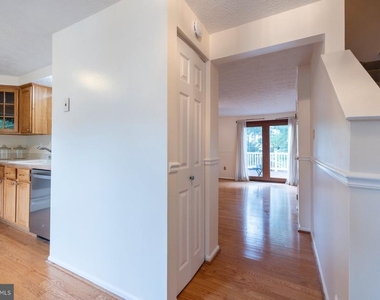 7510 Summer Blossom Lane Sw - Photo Thumbnail 6