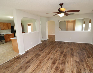 5 Bellmore Court - Photo Thumbnail 8