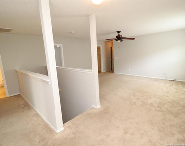 5 Bellmore Court - Photo Thumbnail 14