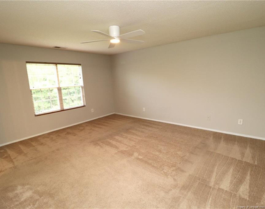 5 Bellmore Court - Photo Thumbnail 18