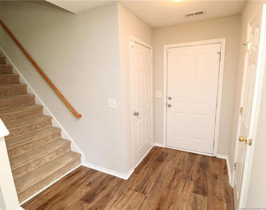 5 Bellmore Court - Photo Thumbnail 1