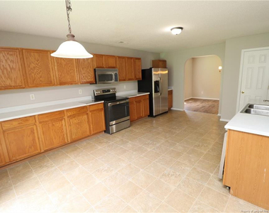 5 Bellmore Court - Photo Thumbnail 9