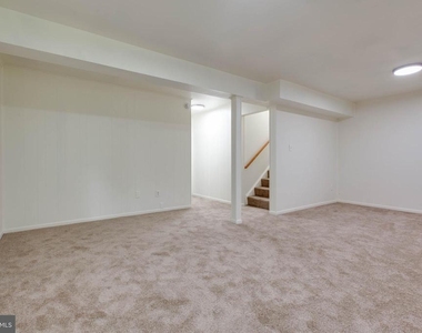 5461 Enberend Terrace - Photo Thumbnail 35