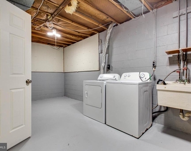 5461 Enberend Terrace - Photo Thumbnail 39