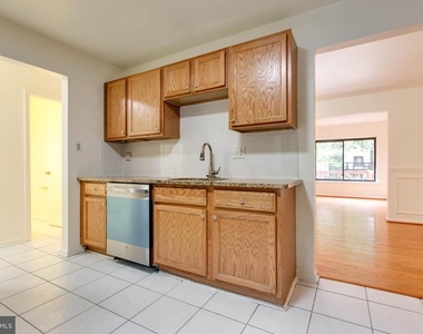 5461 Enberend Terrace - Photo Thumbnail 10
