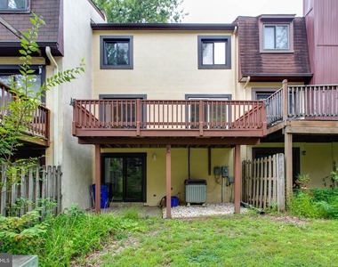 5461 Enberend Terrace - Photo Thumbnail 41