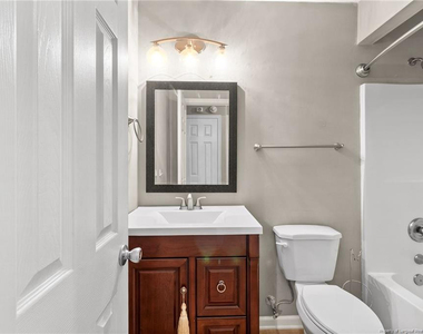 3294 Florida Drive - Photo Thumbnail 14