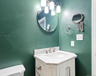3294 Florida Drive - Photo Thumbnail 18