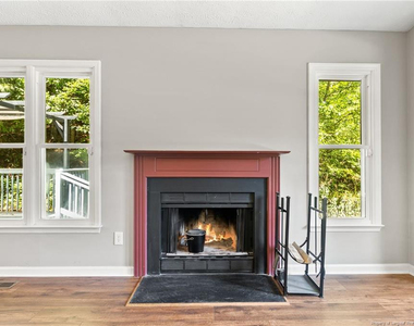 3294 Florida Drive - Photo Thumbnail 7