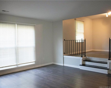 5839 Rivercroft Road - Photo Thumbnail 6