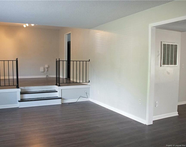 5839 Rivercroft Road - Photo Thumbnail 5
