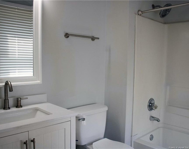 5839 Rivercroft Road - Photo Thumbnail 17