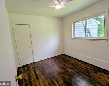 2225 Williams Drive - Photo Thumbnail 4
