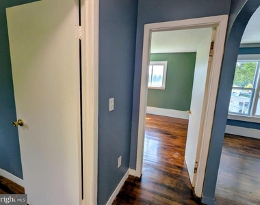2225 Williams Drive - Photo Thumbnail 2
