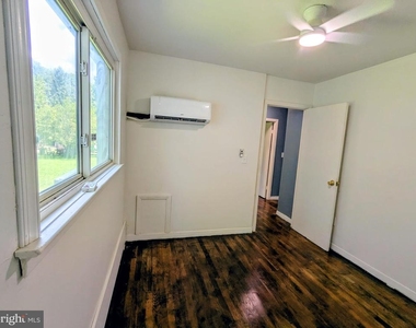 2225 Williams Drive - Photo Thumbnail 3