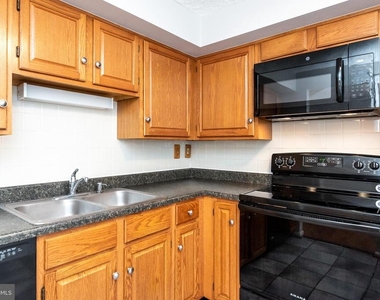 3348 Raccoon Court - Photo Thumbnail 17