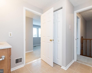 3348 Raccoon Court - Photo Thumbnail 29