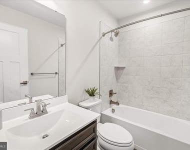 1403 Wilmer Park Lane - Photo Thumbnail 21