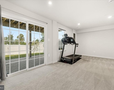 1403 Wilmer Park Lane - Photo Thumbnail 19