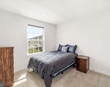 1403 Wilmer Park Lane - Photo Thumbnail 15