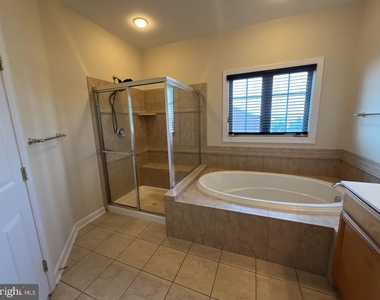 3922 Shawfield Lane - Photo Thumbnail 18