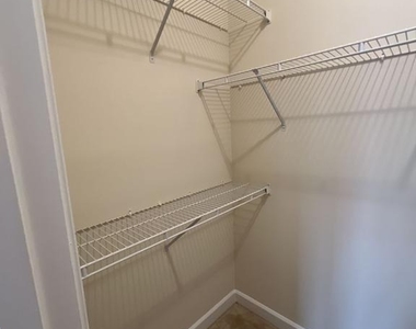 3922 Shawfield Lane - Photo Thumbnail 20