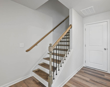 1956 Rosedale Ridge Avenue - Photo Thumbnail 9