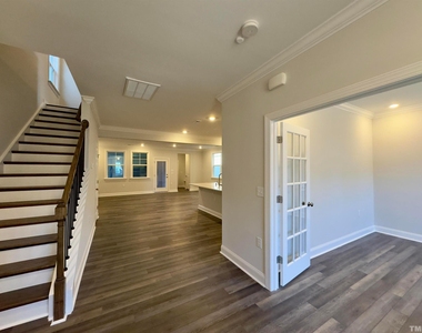 321 Natsam Woods Way - Photo Thumbnail 4