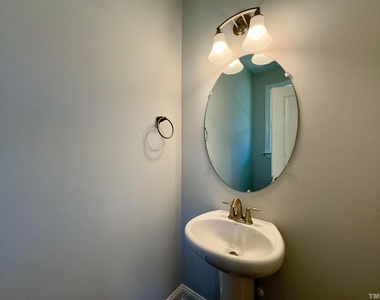 321 Natsam Woods Way - Photo Thumbnail 16