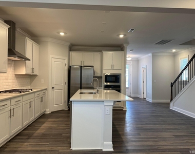 321 Natsam Woods Way - Photo Thumbnail 9