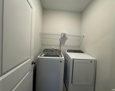 321 Natsam Woods Way - Photo Thumbnail 27