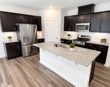 314 Granite Knl Court - Photo Thumbnail 1