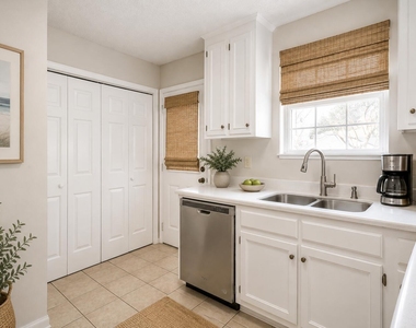 3516 Piedmont Drive - Photo Thumbnail 6