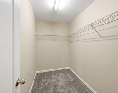 3527 Londonville Lane - Photo Thumbnail 15