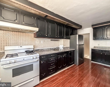8607 Chestnut Oak Road - Photo Thumbnail 2