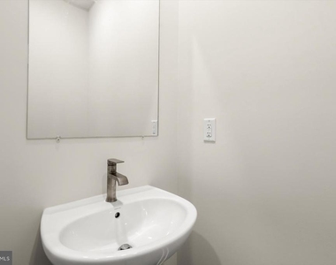 304 Sweetbay Road - Photo Thumbnail 19