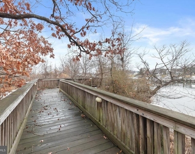 304 Sweetbay Road - Photo Thumbnail 59