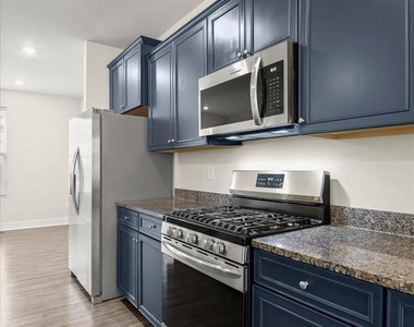 304 Sweetbay Road - Photo Thumbnail 14