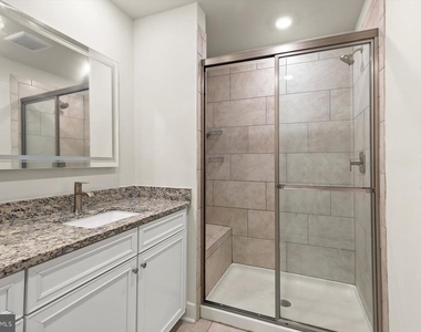 304 Sweetbay Road - Photo Thumbnail 25