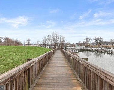 304 Sweetbay Road - Photo Thumbnail 53