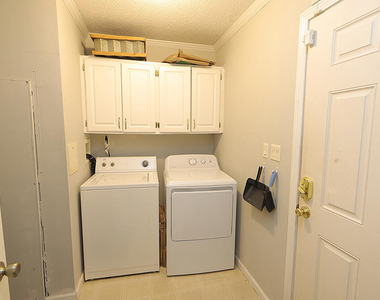 1610 Marly Drive - Photo Thumbnail 8
